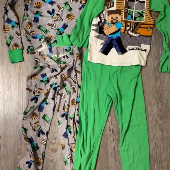 Minecraft Pajamas - Picture 1 of 2